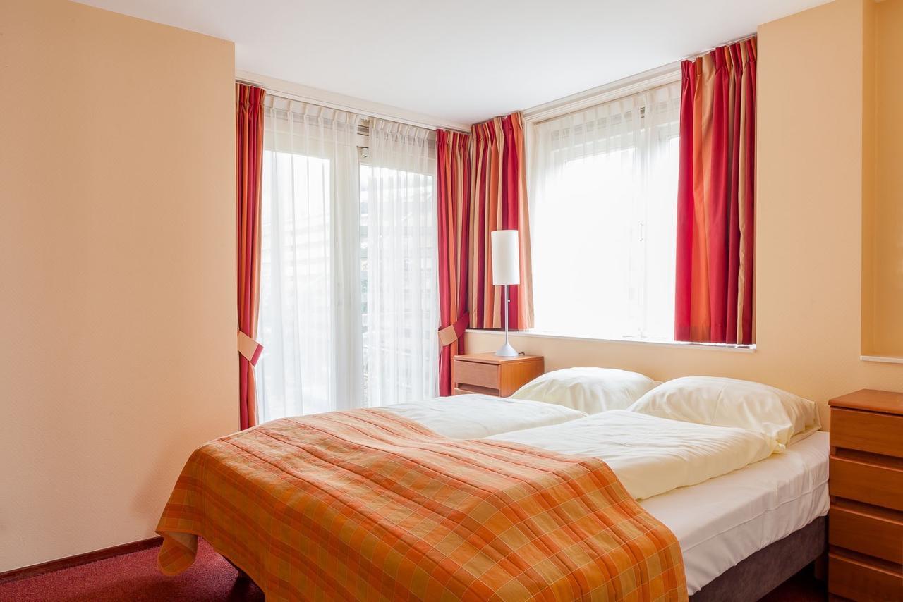 ברחן אן זיי Appartementen De Strandloper מראה חיצוני תמונה